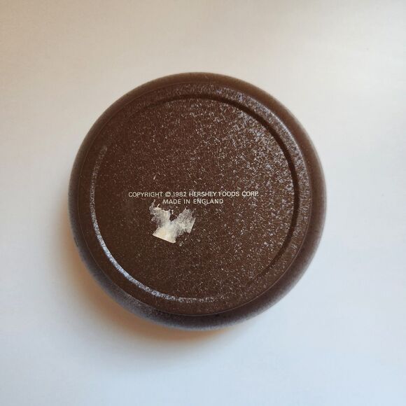 Vintage Hershey Chocolate 1982 Metal Tin - Picture 6 of 6